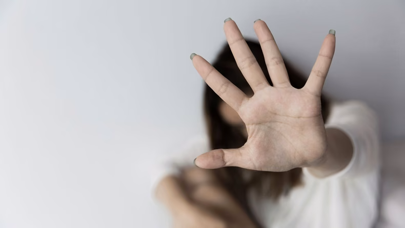 Causas por VIF: las 3 claves para enfrentar al agresor y acreditar el daño durante el juicio